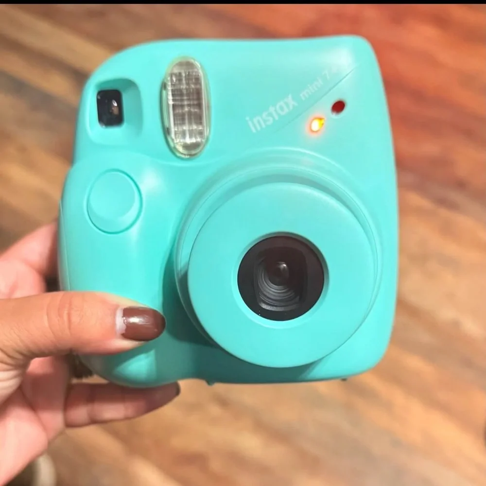 Instax Mini 7+ Turquoise Camera with Case